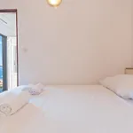 아파트먼트 야고다 아파트 *