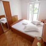 아파트먼트 야고다