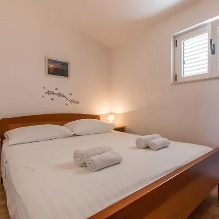 Jagoda Apartman *