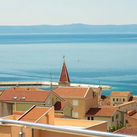 Jagoda * Μακάρσκα