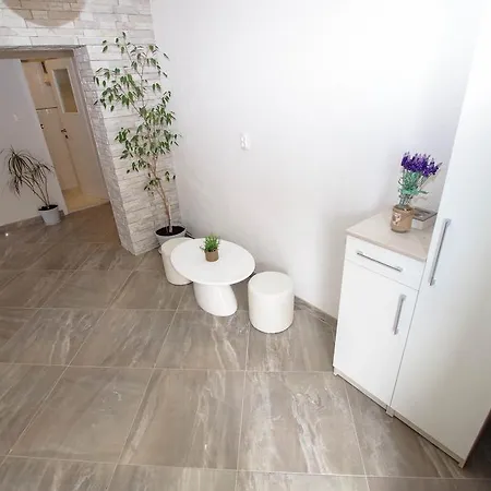 アパート Jagoda マカルスカ